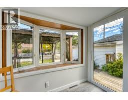 994 EDWARD AVENUE - 29