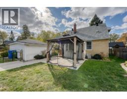 994 EDWARD AVENUE - 35