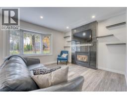 994 EDWARD AVENUE - 8