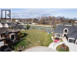 256 MOCERI CRESCENT - 2