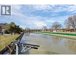 256 MOCERI CRESCENT - 21