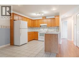 1086 Lexington CIRCLE - 11