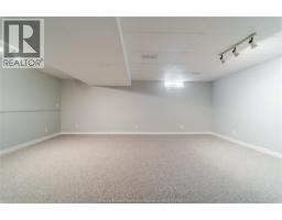 1086 Lexington CIRCLE - 23