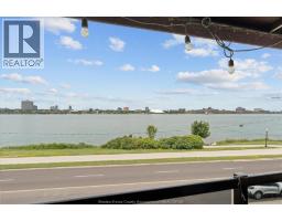 1331 RIVERSIDE DRIVE - 19