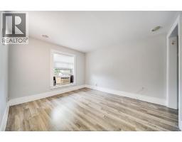 392 CURRY AVENUE - 30