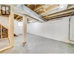 392 CURRY AVENUE - 35