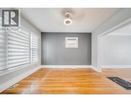 392 CURRY AVENUE - 7