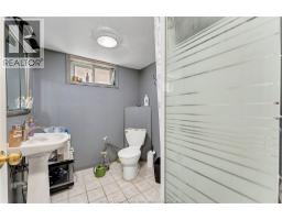 986 EASTLAWN - 10
