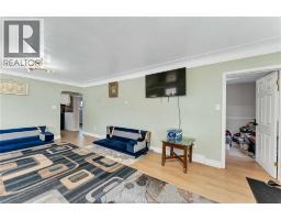 986 EASTLAWN - 4