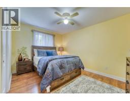 578 LAKEVIEW AVENUE - 17