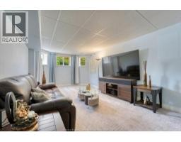 578 LAKEVIEW AVENUE - 32