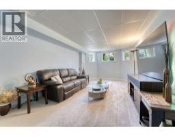 578 LAKEVIEW AVENUE - 33