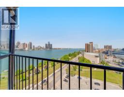 515 RIVERSIDE DRIVE West UnitNo. 1303 - 32