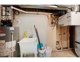 2655 SKINNER STREET - 40