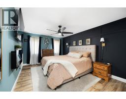 165 SOUTH RIVERVIEW STREET - 22