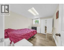 1039 SILVERDALE - 36