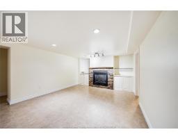 1030 ISABELLE PLACE - 29