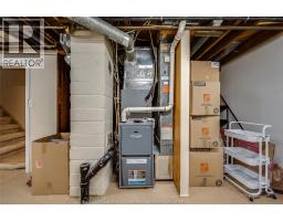 1030 ISABELLE PLACE - 36