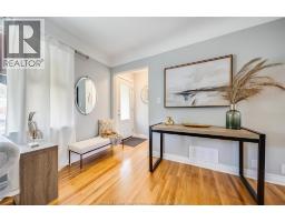 1030 ISABELLE PLACE - 9