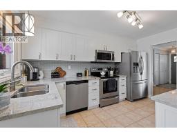 2584 RIVARD AVE - 12