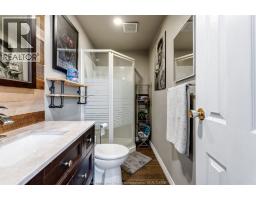 2 Kingsway COURT - 25