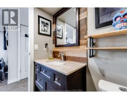 2 Kingsway COURT - 26