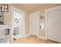 542 VICTORIA AVENUE - 10