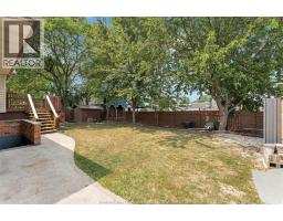 201 MAPLEWOOD DRIVE - 10