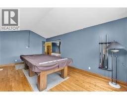 201 MAPLEWOOD DRIVE - 24
