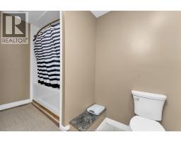 201 MAPLEWOOD DRIVE - 37