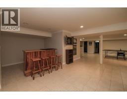 1747 CHORNOBY CRESCENT - 28
