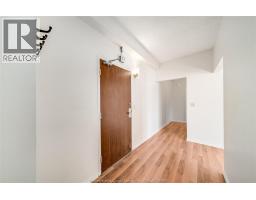 3950 WYANDOTTE STREET UnitNo. 105 - 6