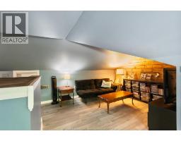 2322 LILLIAN AVENUE - 28