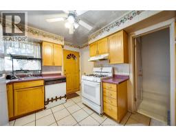 879 FELIX AVENUE - 16