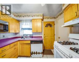 879 FELIX AVENUE - 19