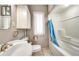879 FELIX AVENUE - 24