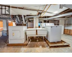 879 FELIX AVENUE - 27