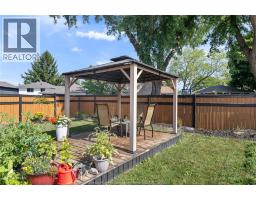 2935 GRANBY CRESCENT - 30