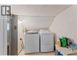 475 MCKAY AVENUE - 31
