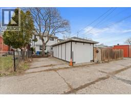 475 MCKAY AVENUE - 36