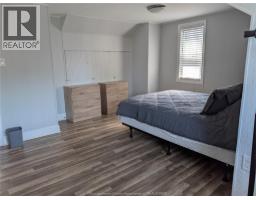 868 ELM - 12