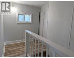 868 ELM - 14
