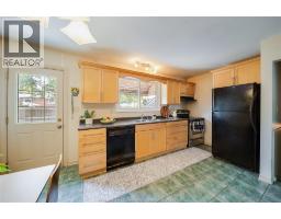 381 CARLING - 18