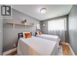 381 CARLING - 26