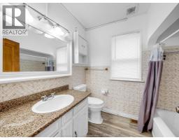 3999 GRAND MARAIS ROAD East - 10