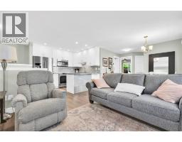 5915 NORTH WOODMONT - 11