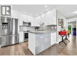 5915 NORTH WOODMONT - 4