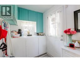 3612 KING - 23