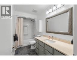 180 Sunset DRIVE - 26