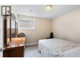 180 Sunset DRIVE - 31